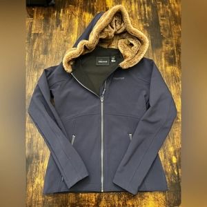 Marmot Soft Shell Furlong Jacket Fur good size small navy blue